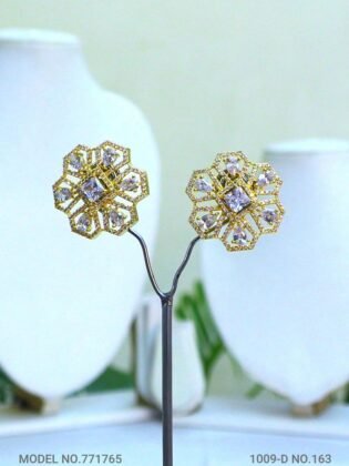 Fashion Zircon Studs