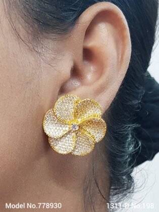 International Design | Earrings